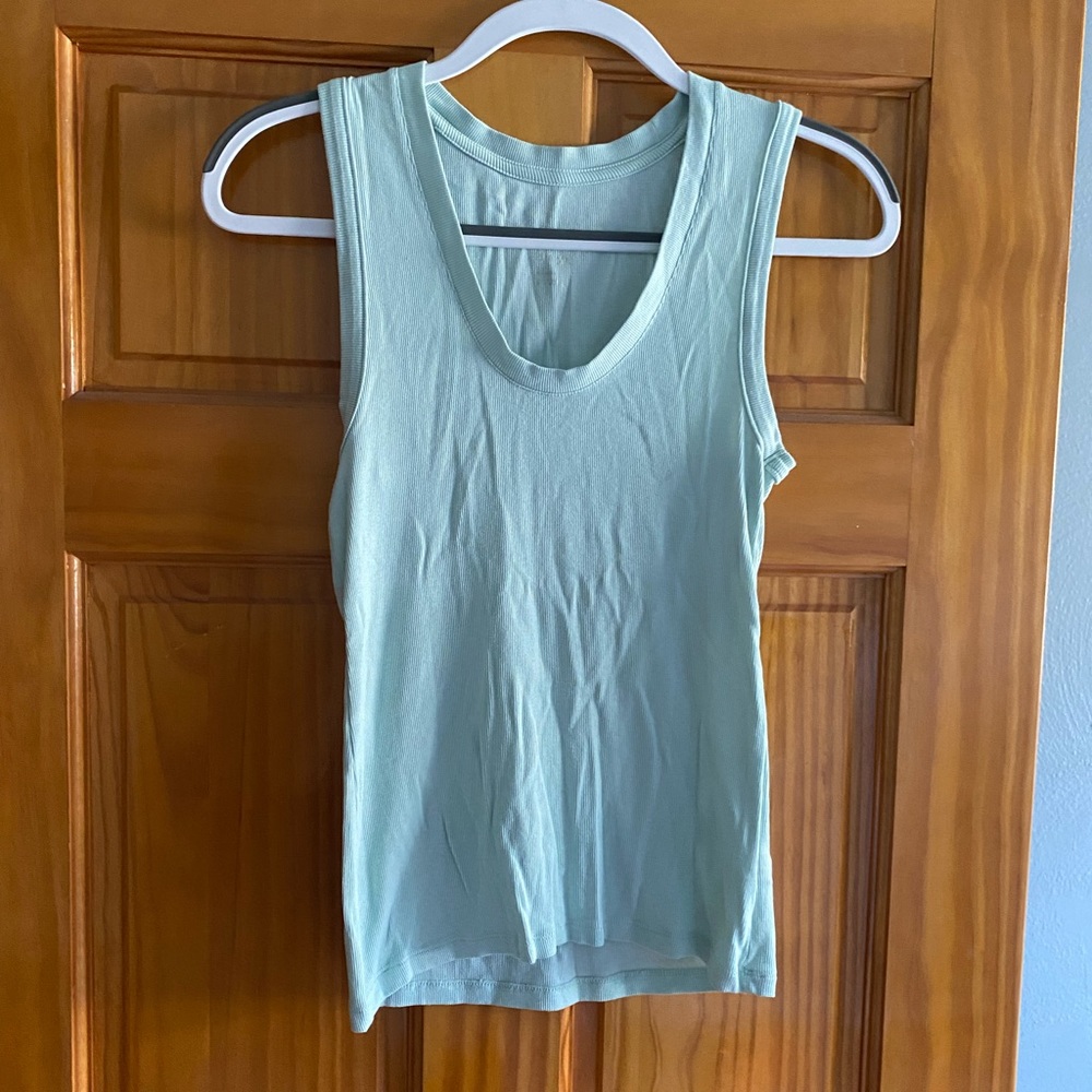 Scoop Neck Tank